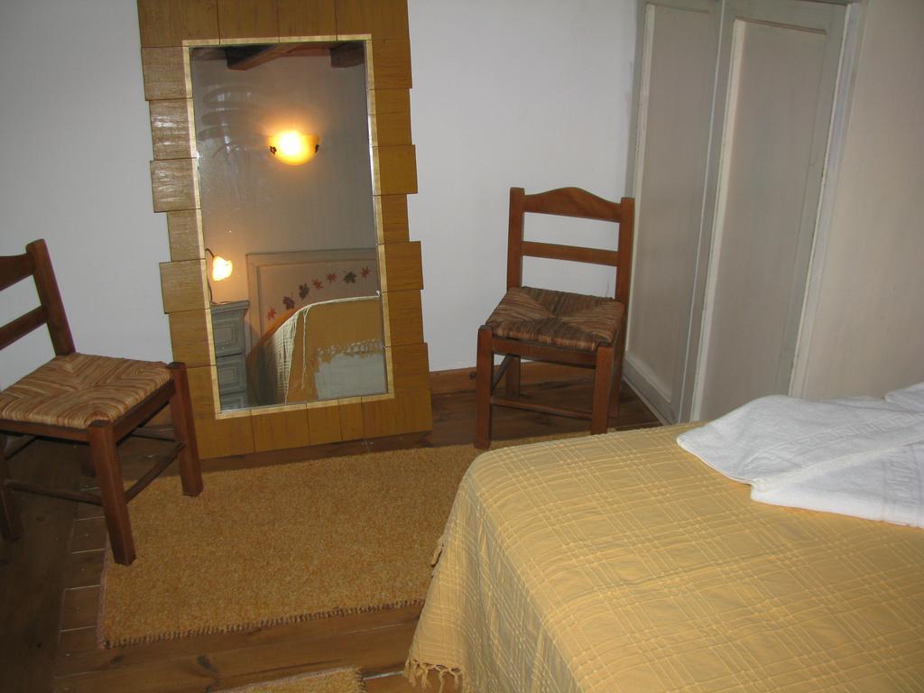 Porfyrousa Traditional Hotel Milopotamos (Kythira) Exterior foto